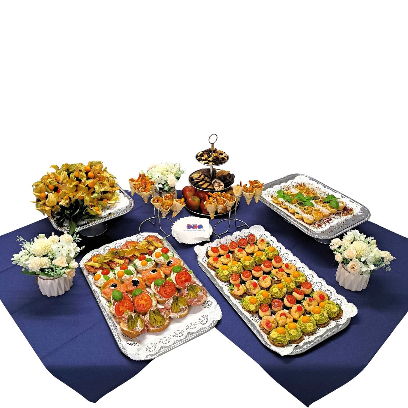 Traditionelles Buffetdekoration-Gebinde